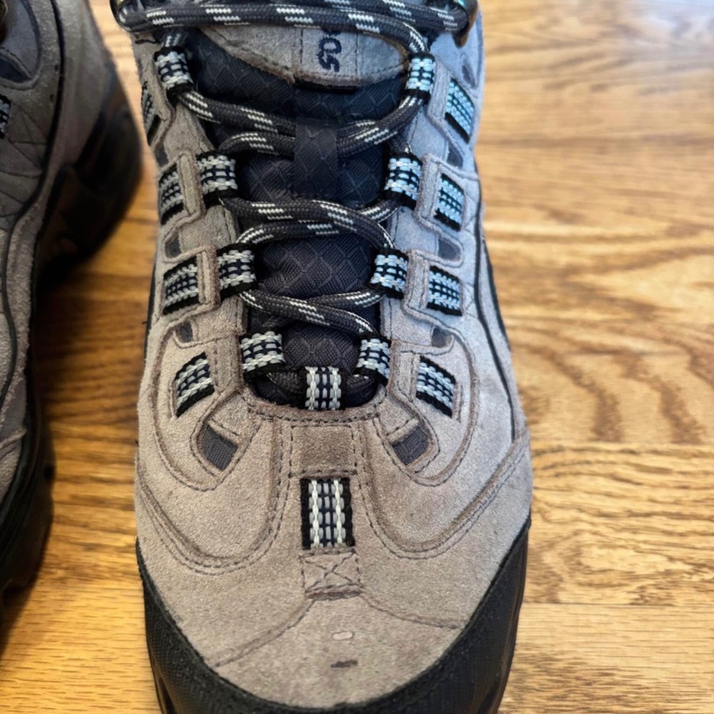 Nevados Hiking Boots For Men’s EXCELLENT Condition Size 10 - Picture 3 of 5
